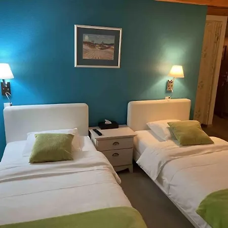 Πανδοχείο De 3*